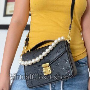 Bead Pearl Handle Sling Bag/ Black